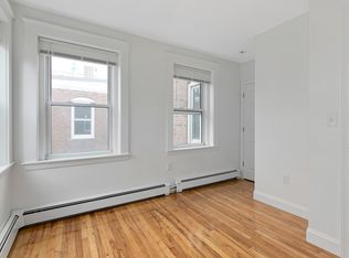 122 Prince St #6, Boston, MA 02113
