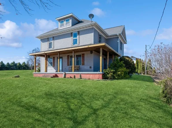 3321 110th Ave, Coggon, IA 52218