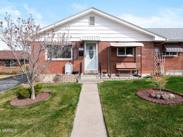 245 N 38th Ave, Yakima, WA 98902