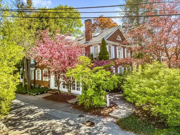20 Middlesex St #3, North Chelmsford, MA 01863