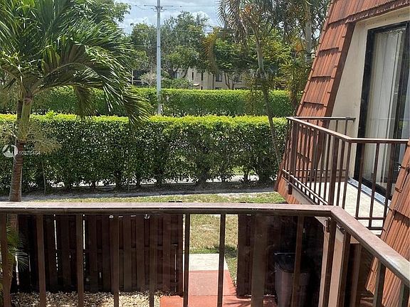 5th image of 2248 White Pine Cir APT C