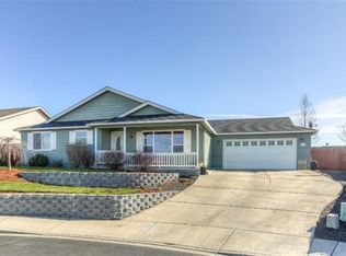 25 Woodcrest Cir, Eagle Pt, OR 97524