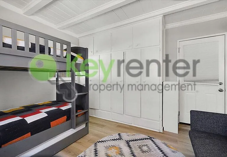 2169 Perkins Way — Photo 9