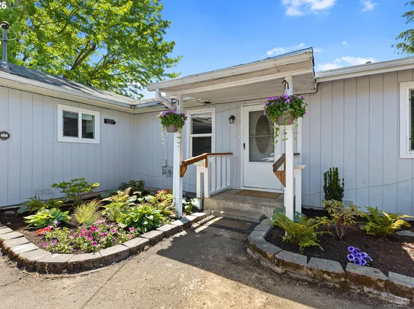 12589 Old Highway 99 S, Myrtle Creek, OR 97457