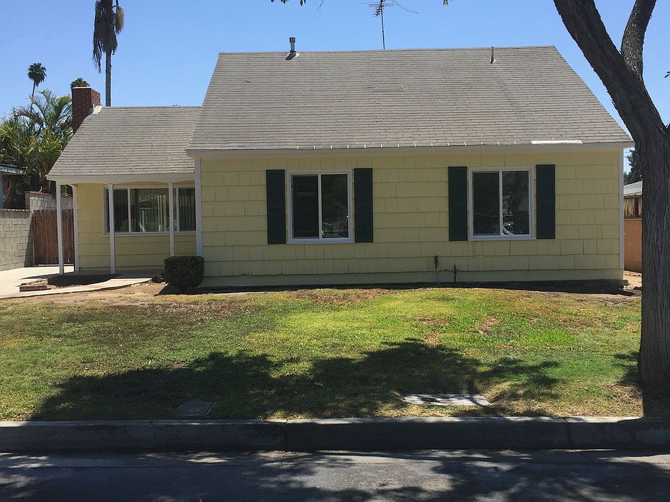 Street view prior to new roof installation.