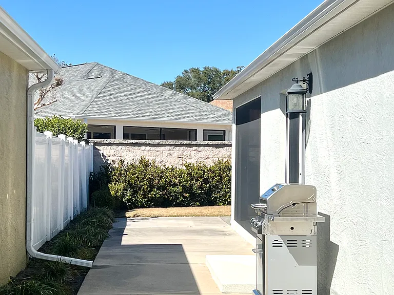 3480 Kewadin Ave — Photo 52