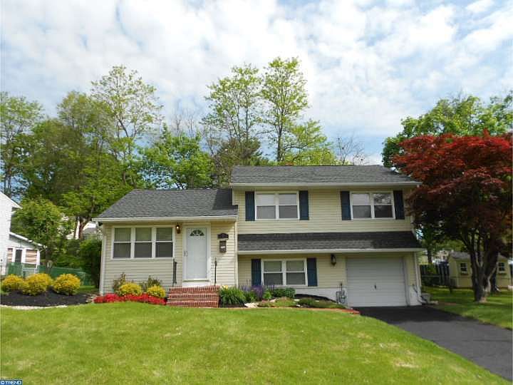 1st image of 7 Britton Pl