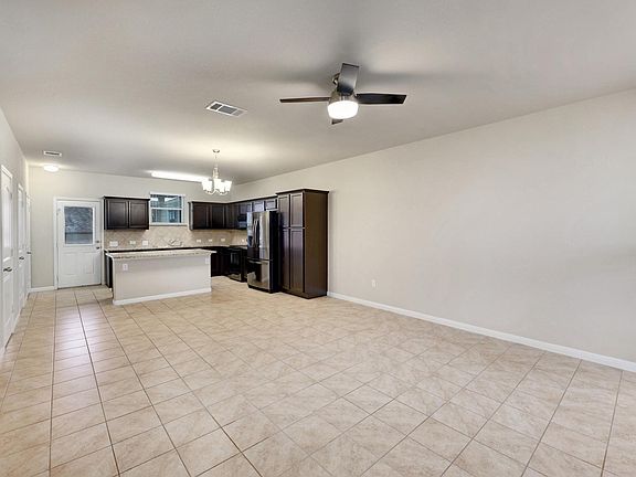 4th image of 315 Crater Lake Dr