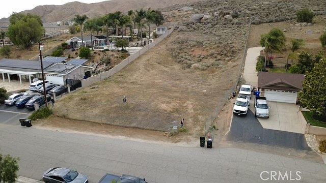 1st image of 3829 Scenic Dr #4