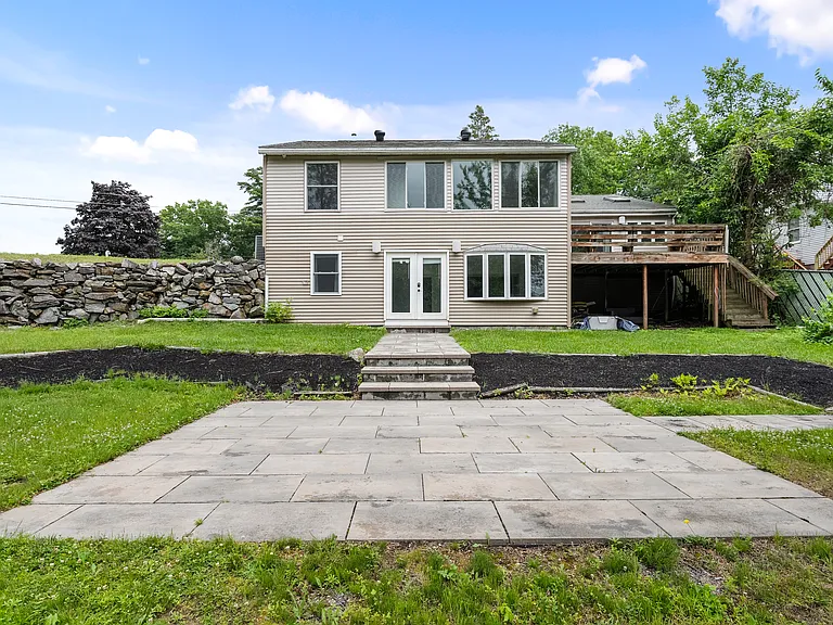 23 Cove Rd — Photo 7