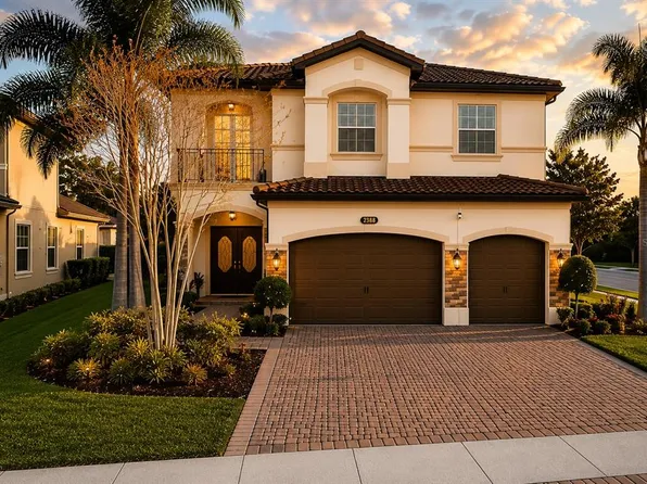 2388 Oakwood Preserve Dr, Wesley Chapel, FL 33543