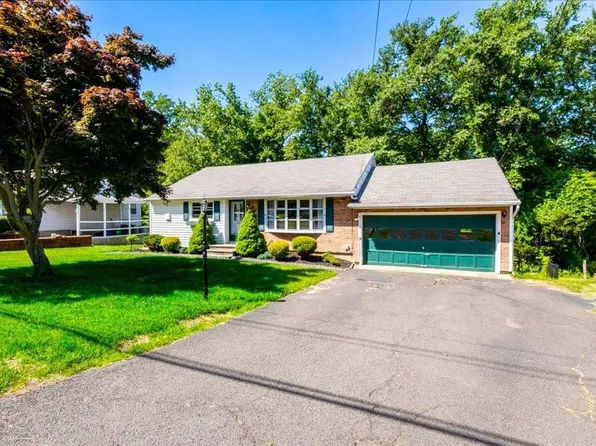 92 Capt Shankey Drive, Garnerville, NY 10923