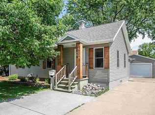 1506 Green Bay Rd, Kaukauna, WI 54130