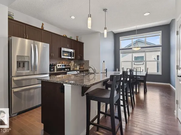 17540 58th St NW, Edmonton, AB T5Y 0T7