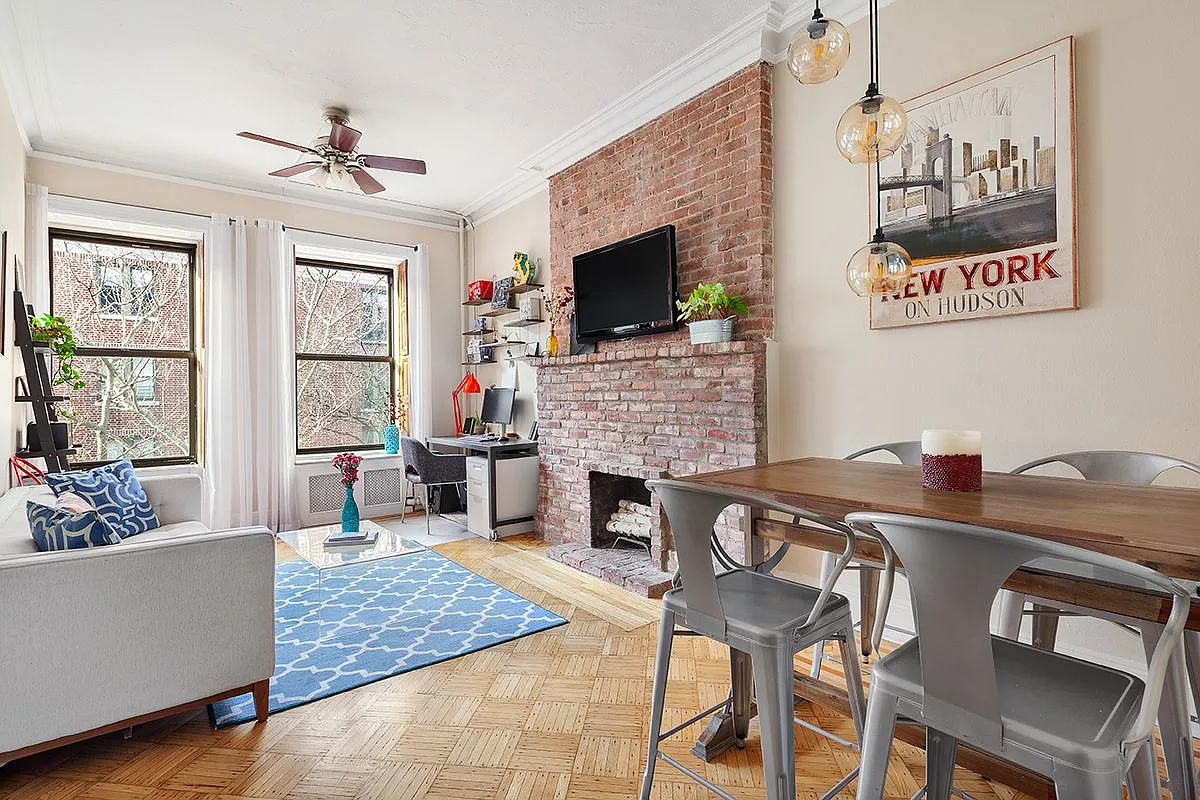 133 W 75th St APT 3A photo 1