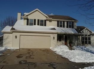 2706 E Dietzen Dr, Appleton, WI 54915