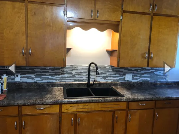 230 S Market St, Solon, IA 52333