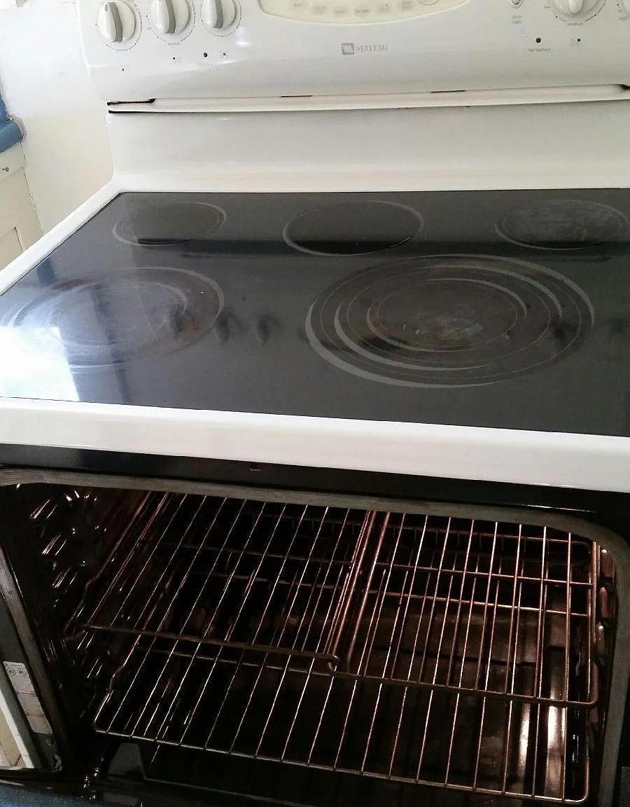 2 bed, 825 sqft, $995 — Photo 3