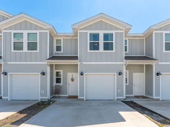 1010 McLaren Cir, Fort Walton Beach, FL 32547