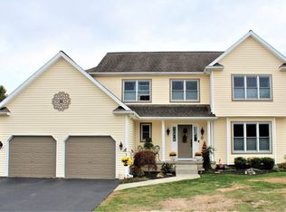 6 Turnberry Dr, Horseheads, NY 14845