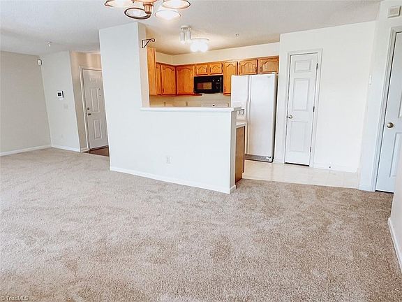 4th image of 5002C Lawndale Dr
