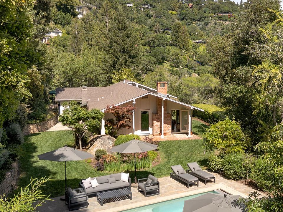 1st image of 450 Woodland Road