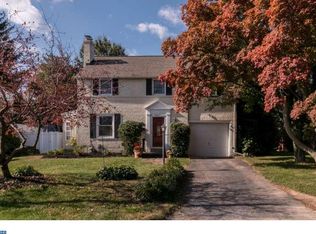 8 Latimer Dr, Wilmington, DE 19805