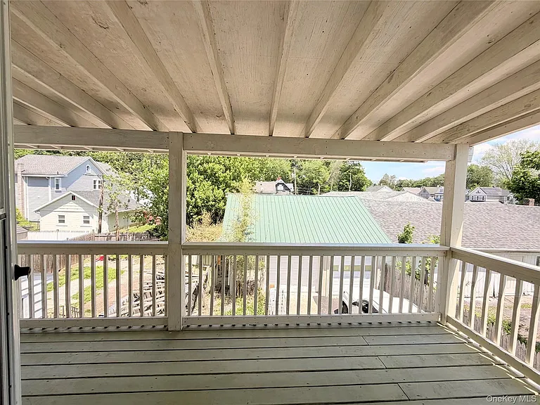 60 Hammond St — Photo 15