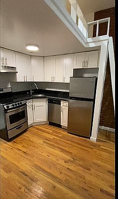 5th image of 57 W 76th St #9A