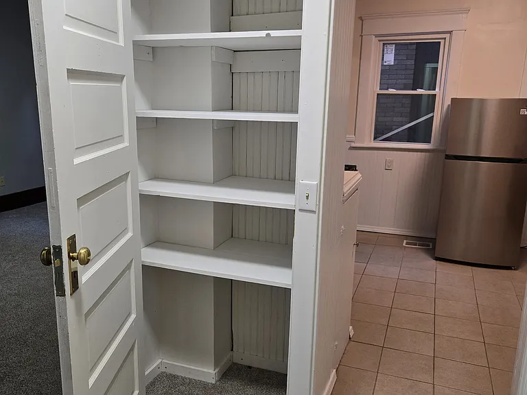 918 Walnut St #1 — Photo 9