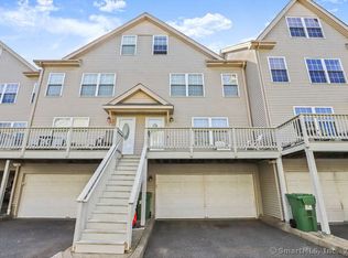 40 Division St APT 14, Danbury, CT 06810