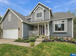6811 S 33rd St, Lincoln, NE 68516