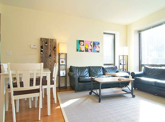 3rd image of 130 N Garland Ct APT 2112