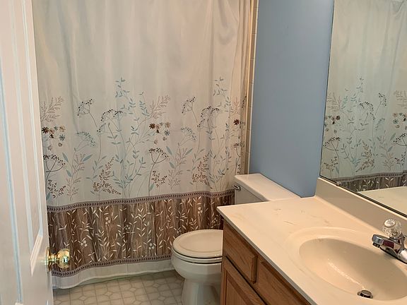 3rd image of 7076 Birch Creek Ct