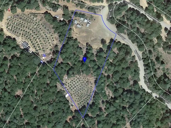 430 Sunset Rd, Hayfork, CA 96041