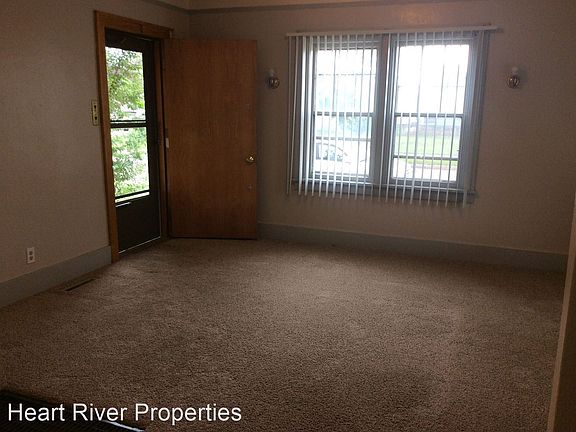 4th image of 346 1st St W