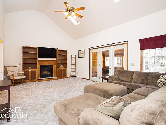 2nd image of 9 Pineview Dr