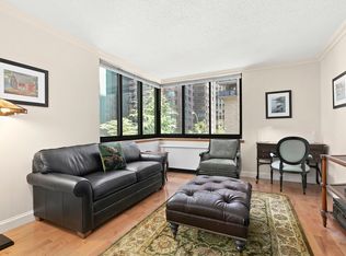 250 E 40th St APT 3B, New York, NY