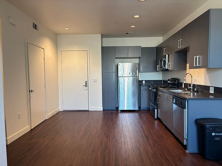 Mission Lofts — Photo 63