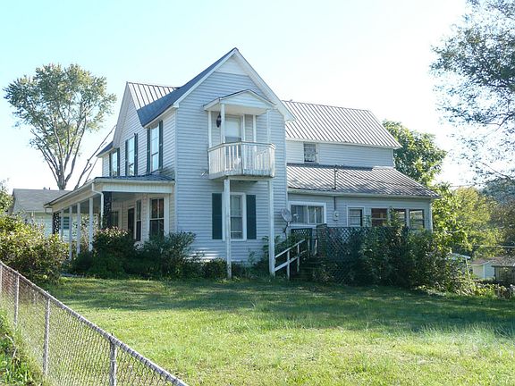 3rd image of 522 Clifty St