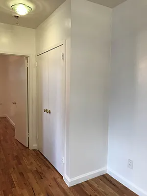 Rented by RC REAL ESTATE OF NEW YORK | media 21