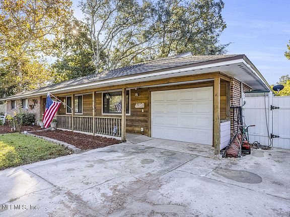 5th image of 1404 ARDEN Way