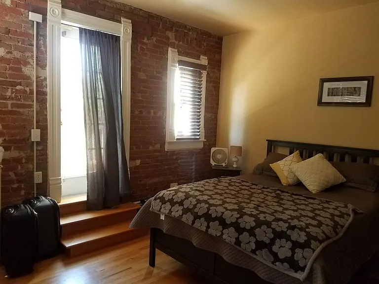 2604 Stout St #2 — Photo 12