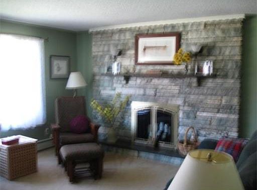 5th image of 245 Robert Gray Ave
