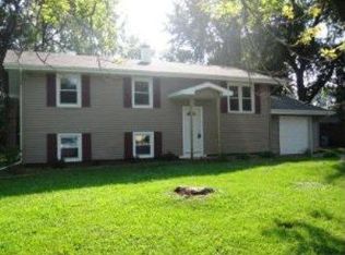 4 Waldron Ave, Kankakee, IL 60901