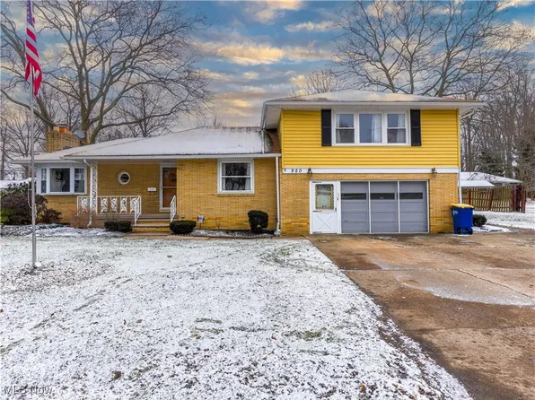 950 Norwood Dr, Ashtabula, OH 44004