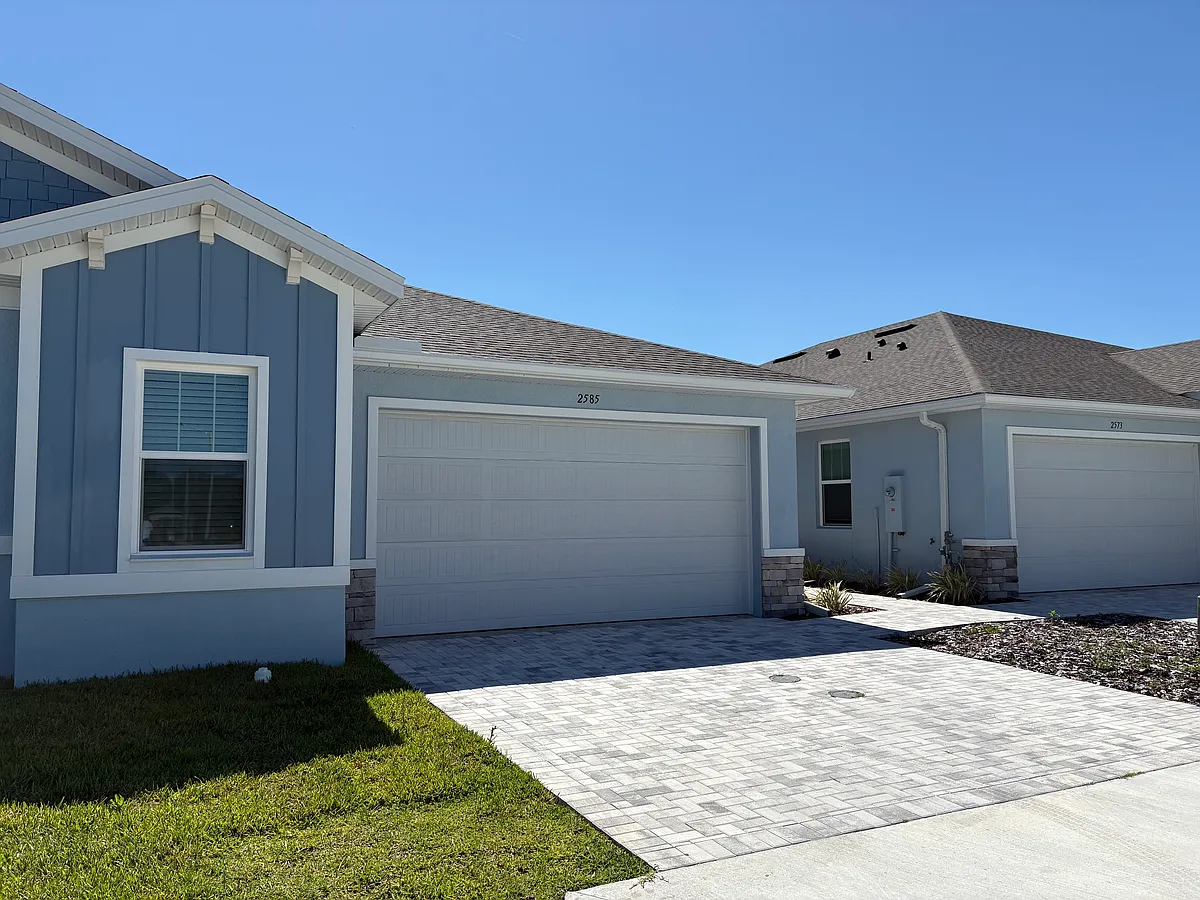 Building Photo - 2585 Mario Way