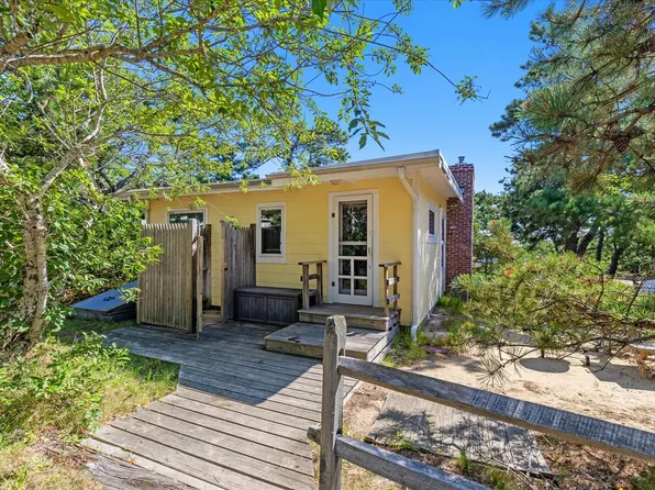 50 Ocean View Drive #14, Wellfleet, MA 02667
