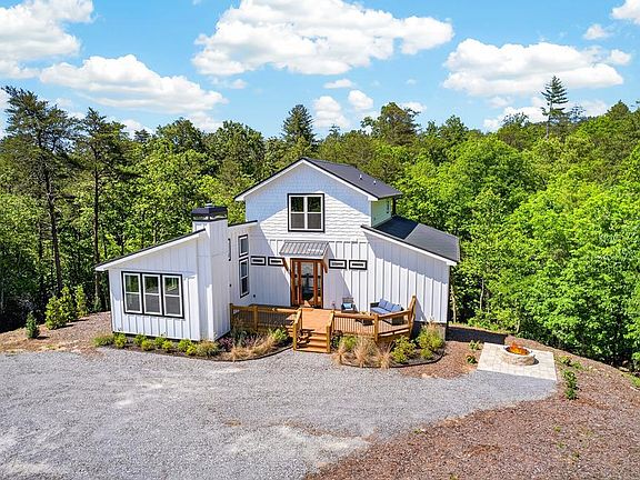 2nd image of 295 Mountain Laurel Rdg