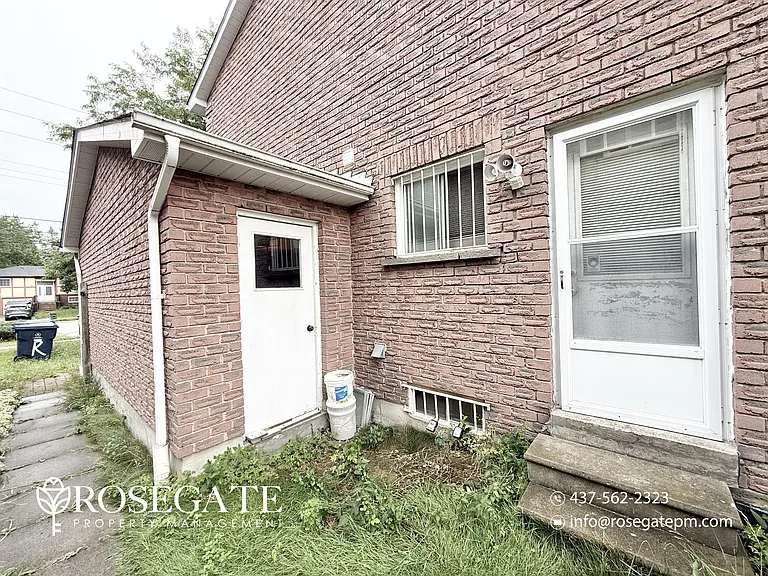3528 Ellesmere Rd #2 — Photo 7